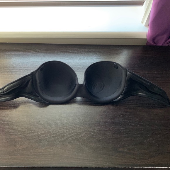 Stapless Bras - Picture 3 of 3